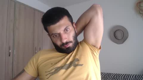 Snapshot of masterofinfatuation chatting on 01.17.25   online show from 01.17.25