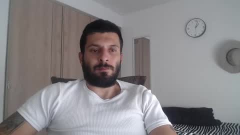 Snapshot of masterofinfatuation chatting on 01.20.25   online show from 01.20.25