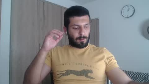 Snapshot of masterofinfatuation chatting on 01.21.25   online show from 01.21.25