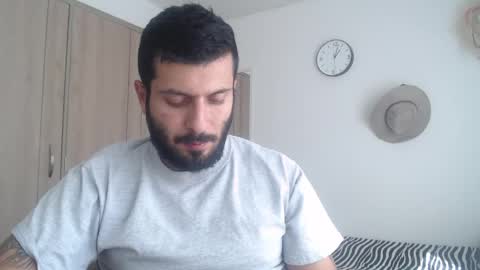 Snapshot of masterofinfatuation chatting on 01.22.25   online show from 01.22.25