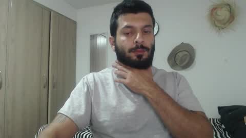 Snapshot of masterofinfatuation chatting on 01.23.25   online show from 01.23.25