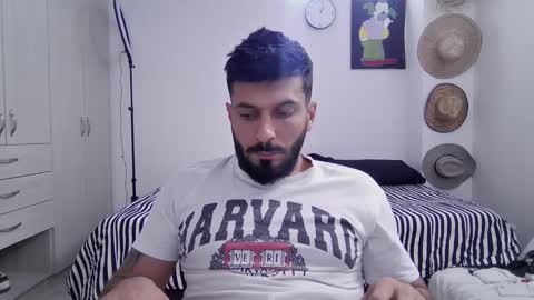 Snapshot of masterofinfatuation chatting on 02.18.25   online show from 02.18.25