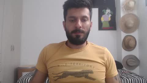 Snapshot of masterofinfatuation chatting on 03.03.25   online show from 03.03.25