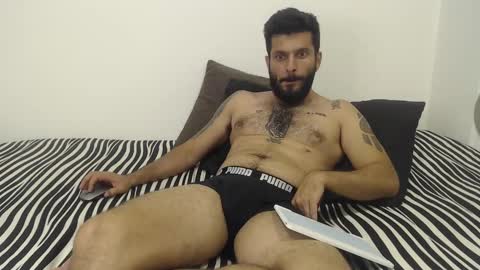 Snapshot of masterofinfatuation chatting on 03.06.25   online show from 03.06.25