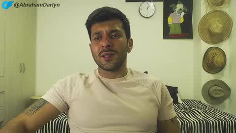 Snapshot of masterofinfatuation chatting on 03.08.25   online show from 03.08.25