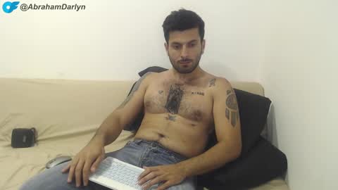 Snapshot of masterofinfatuation chatting on 03.12.25   online show from 03.12.25