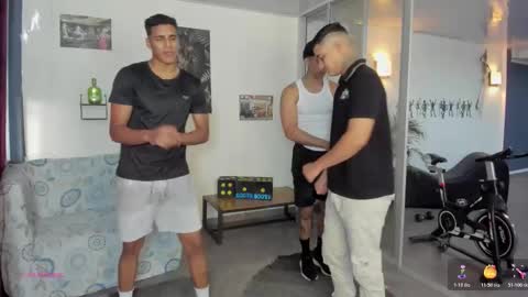 Team Cris Darwin- Fernando- Stiven- David online show from 10.19.25