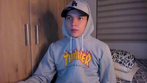 Snapshot of mastrangelo_x chatting on 09.24.25 mastrangelo_x online show from 09.24.25