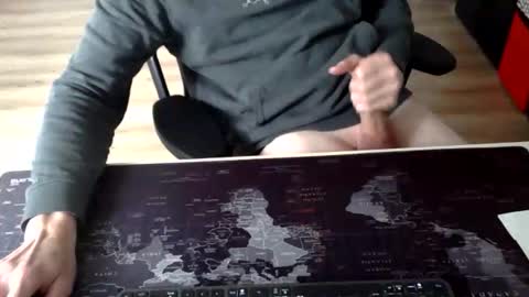 Snapshot of masturbatemindbreaker chatting on 11.14.25 MasturbateMindbreaker online show from 11.14.25