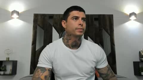 mateo_dilucajs1 online show from 11.25.25