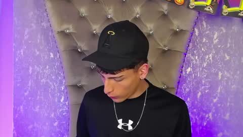 Snapshot of mateo_mitchell chatting on 10.19.25 mateo mitchell online show from 10.19.25