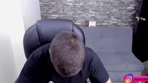 Snapshot of mathew_wolf4 chatting on 02.21.25 Mathew Independent model online show from 02.21.25