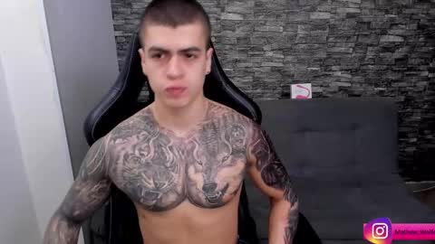 Snapshot of mathew_wolf4 chatting on 10.05.25 Mathew Independent model online show from 10.05.25