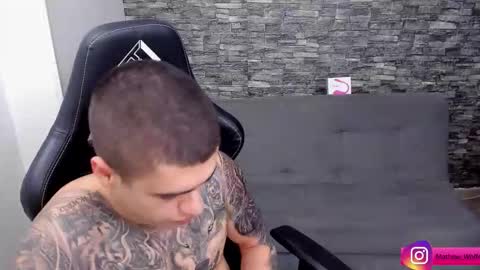 Snapshot of mathew_wolf4 chatting on 10.07.25 Mathew Independent model online show from 10.07.25