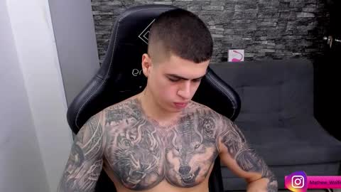 Snapshot of mathew_wolf4 chatting on 10.17.25 Mathew Independent model online show from 10.17.25