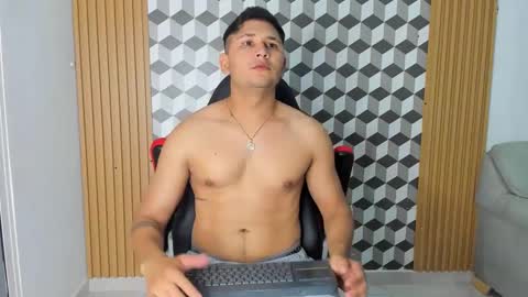 mathias cocks online show from 02.05.25