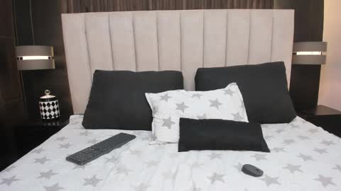 Snapshot of mathilda_liz chatting on 09.13.25 mathilda_liz online show from 09.13.25