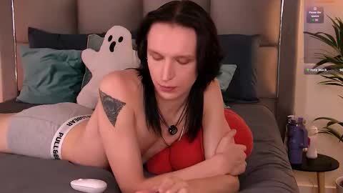 Matt Colton. Follow and rate me please it really important for me3 online show from 10.25.25