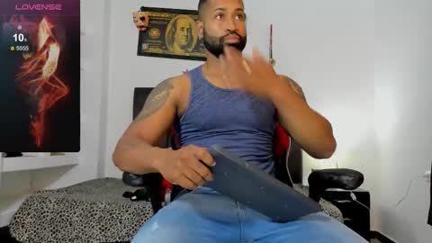 matt rodriguez92 online show from 11.30.25