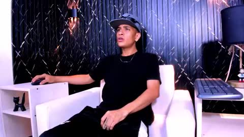 Matt Ruso online show from 10.29.25