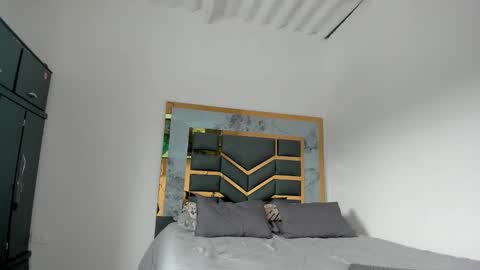 Snapshot of mattdevon chatting on 10.03.25 Matt online show from 10.03.25