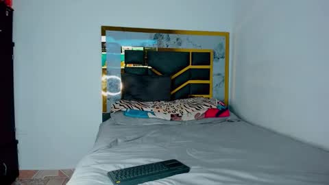 Snapshot of mattdevon chatting on 10.18.25 Matt online show from 10.18.25