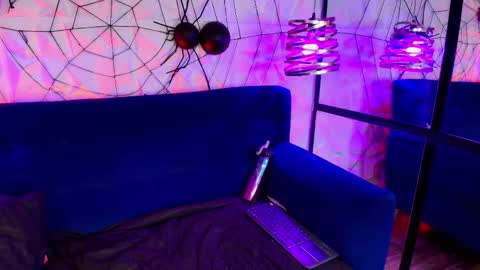 TATIANA  AND ROUS online show from 12.14.25