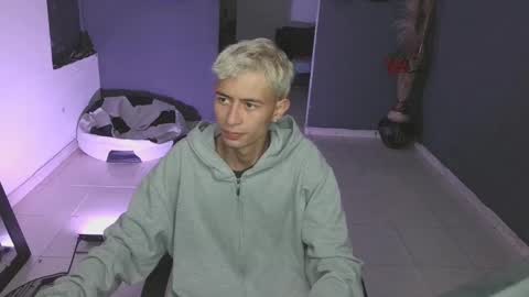 mattias     online show from 03.05.25