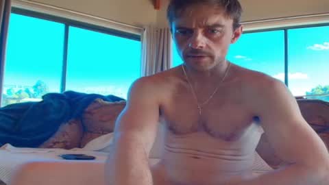 Snapshot of mattlesnake_101 chatting on 12.21.25 mattlesnake_101 online show from 12.21.25