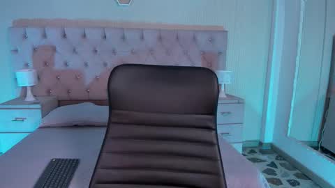 Snapshot of mattthompsonn chatting on 02.10.26 Matt online show from 02.10.26