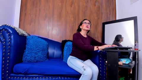 Lucy online show from 01.15.25