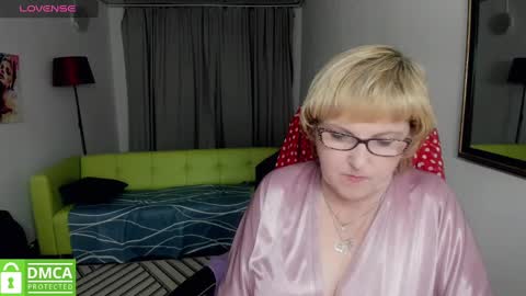 Lana online show from 12.03.24