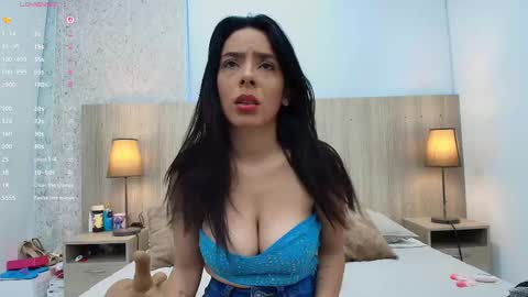 Snapshot of mature_eva chatting on 02.18.25 mature_eva online show from 02.18.25