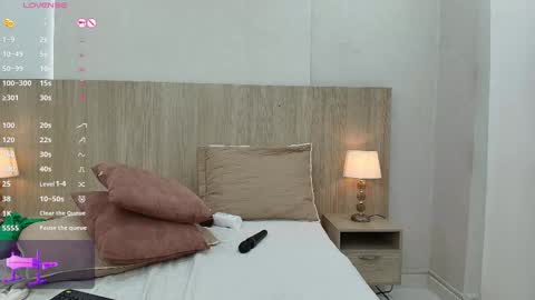 Snapshot of mature_katerin chatting on 02.17.25 katerin online show from 02.17.25