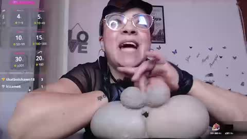 Mature liaa online show from 09.19.25