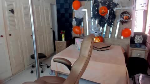 Sexy Hot Mature Sophy online show from 10.29.25