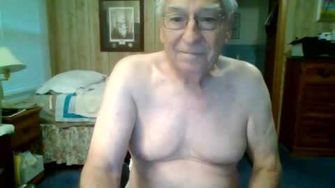 Snapshot of maturecouple1954 chatting on 06.22.26 SXECPL55 at G mail Dot Com online show from 06.22.26