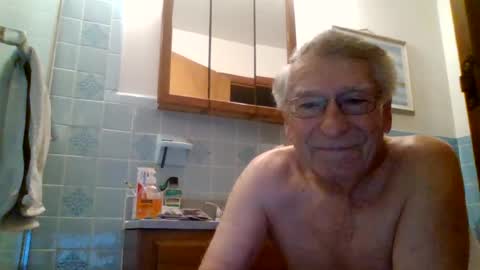 Snapshot of maturecouple1954 chatting on 07.17.26 SXECPL55 at G mail Dot Com online show from 07.17.26