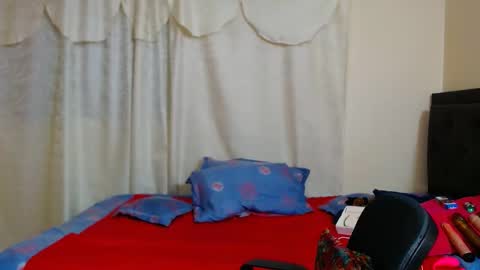 Snapshot of maturehot649 chatting on 12.26.24 maturehot649 online show from 12.26.24