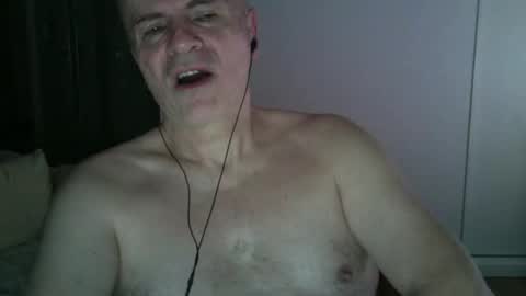 maturehotman online show from 01.30.25