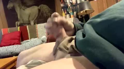 Snapshot of maturejerky chatting on 12.06.24 maturejerky online show from 12.06.24