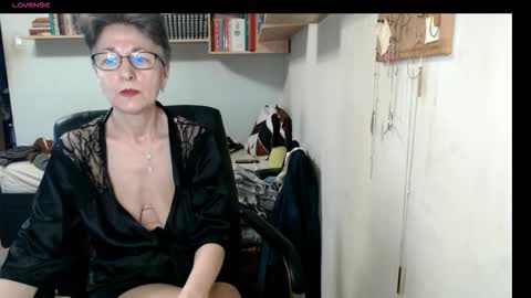 maturekate online show from 11.01.25