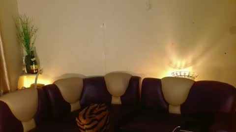 maturity_mommy_intown online show from 11.21.25