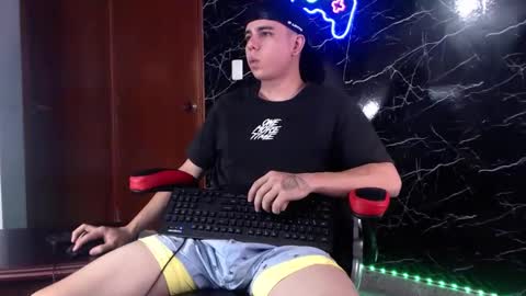 Matias online show from 01.04.25