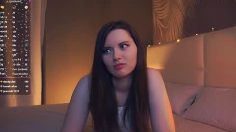 Lily online show from 01.13.25