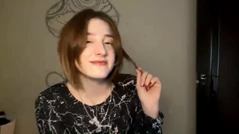 Mari online show from 11.24.25