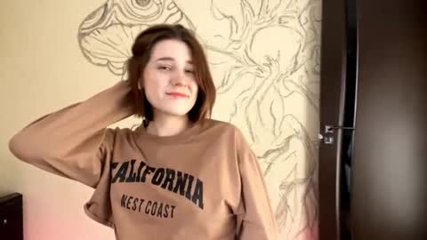 Mari online show from 12.17.25