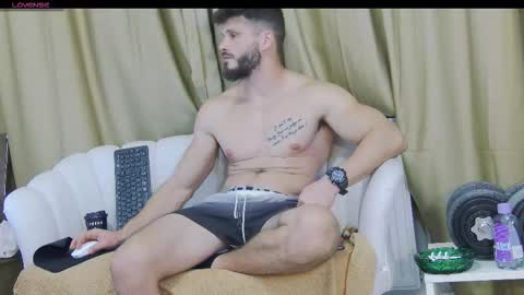 mauro_real_man online show from 10.24.25