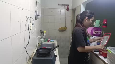 mauroluxandra online show from 02.24.25