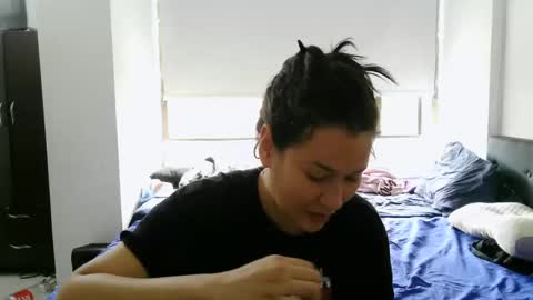 mauroluxandra online show from 10.19.25